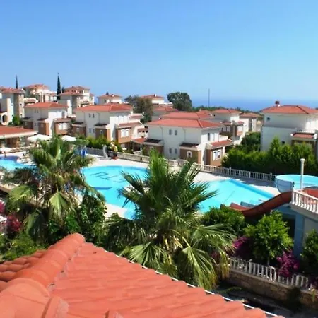 Villa Tenis,basketbol,futbol,havuz Ve Deniz Ozel